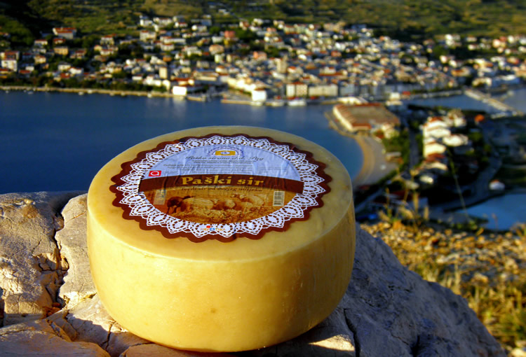 Paški sir upisan u Registar zaštićenih oznaka izvornosti i zaštićenih oznaka zemljopisnog podrijetla