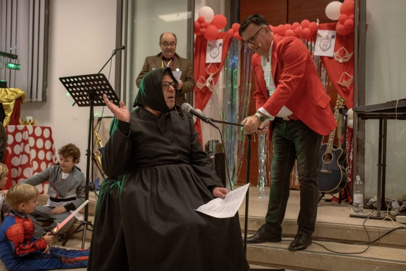 15-ELVISSMITKARNEVALPAG-7311