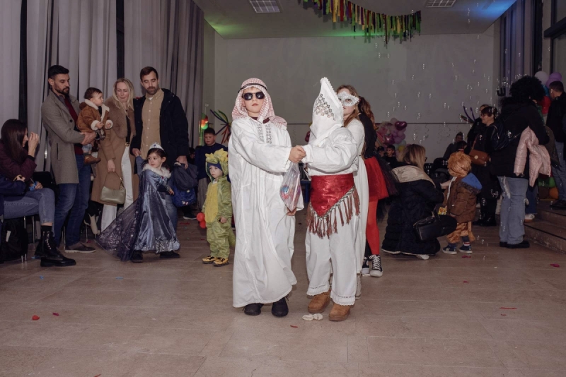 126-ELVISSMITPAGKARNEVAL-9195